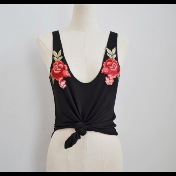 Tops - Floral accent black tank top